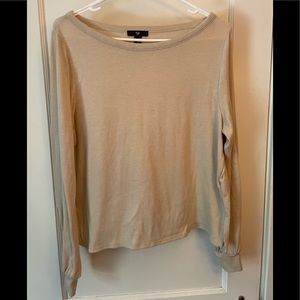 Gap cream top with billowing sleeve. Size small